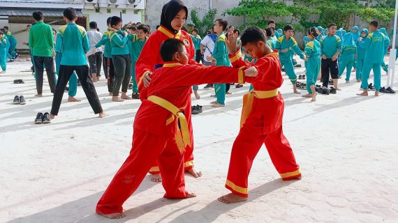 Kegiatan Ekstrakurikuler Pencak Silat